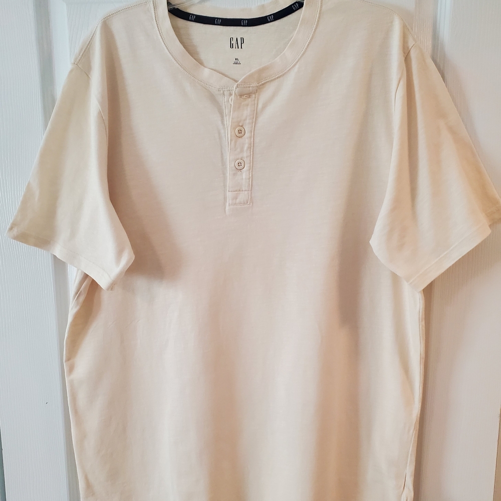 GAP Short Sleeve Henley T XL